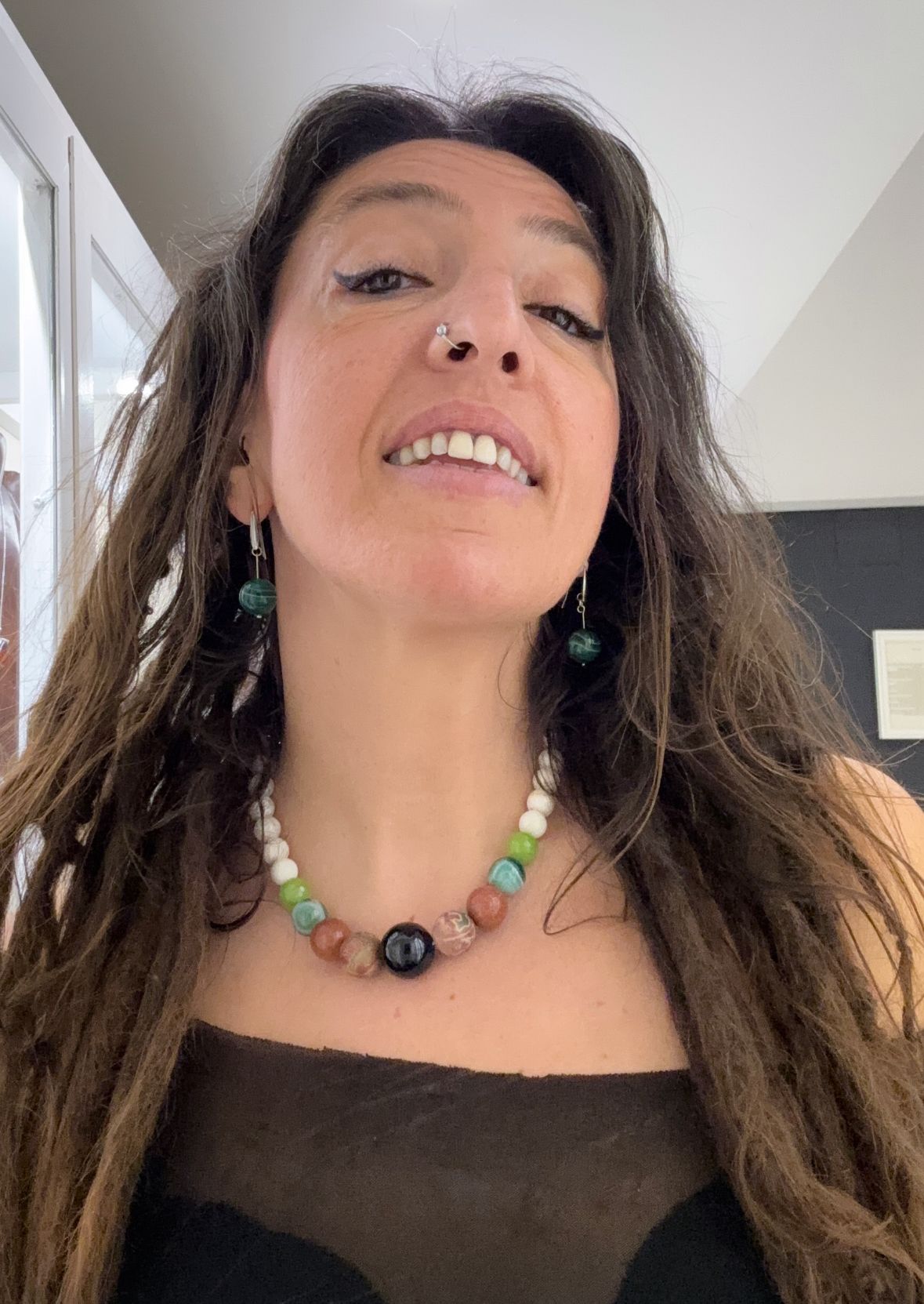 PARURE GIROCOLLO GRADAZIONE E ORECCHINI IN PIETRE NATURALI