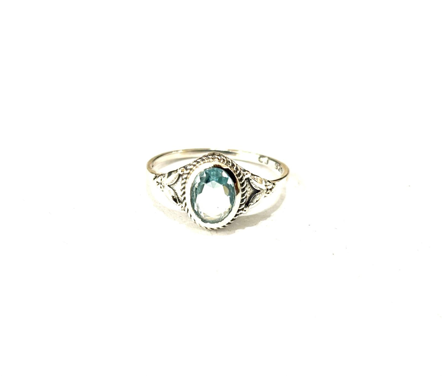 ANELLO QUARZO BLU OVALE SFACCETTATO - ARGENTO 925