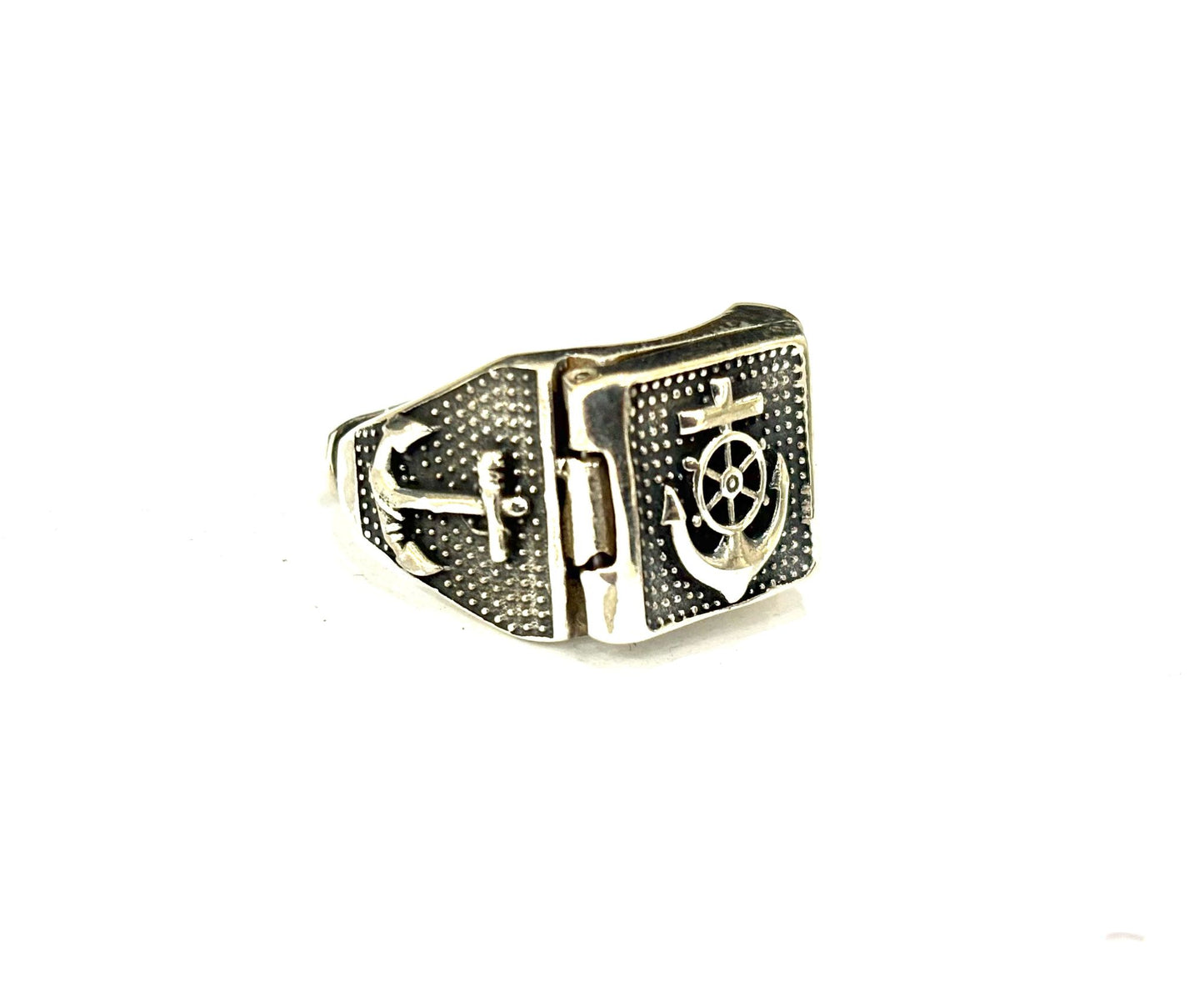 ANELLO SIGILLO QUADRATO CON ANCORA/TIMONE A RILIEVO - REGOLABILE - ARGENTO 925
