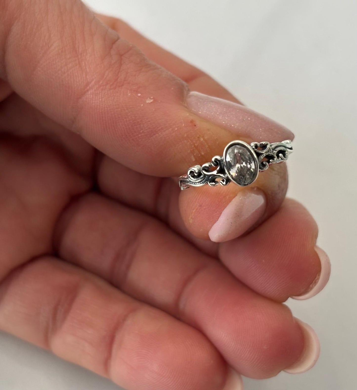 ANELLO CRISTALLO DI ROCCA SFACCETTATO OVALE - ARGENTO 925