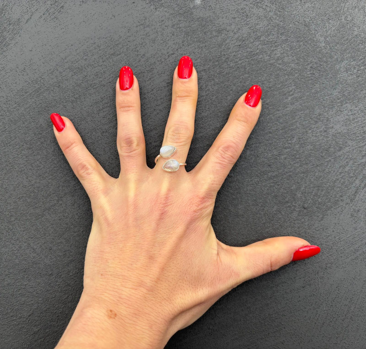 ANELLO GOCCE DI PIETRA DI LUNA CABOSCHON - REGOLABILE - ARGENTO 925