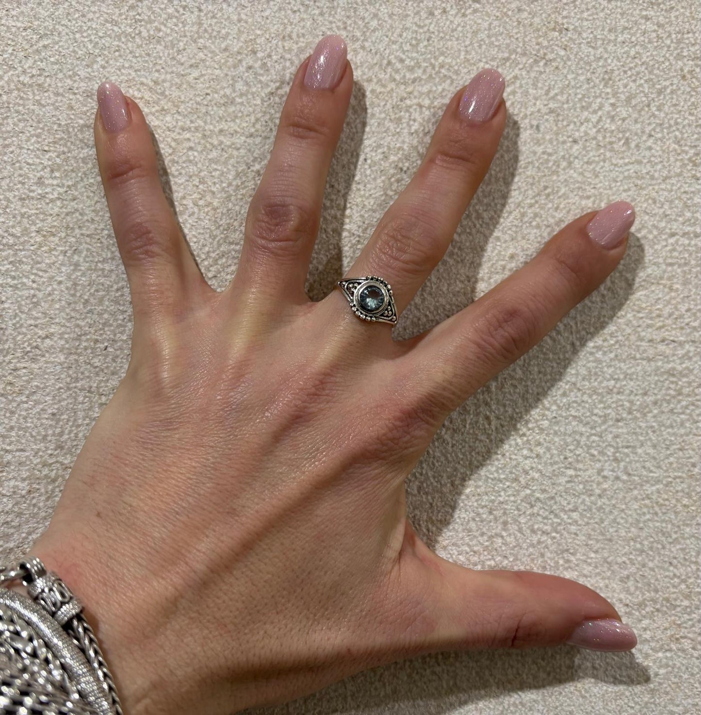 ANELLO QUARZO BLU TONDO SFACCETTATO - ARGENTO 925