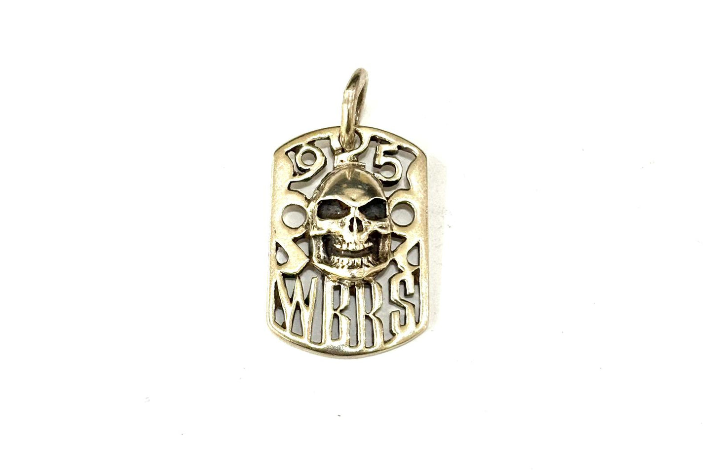 CIONDOLO TESCHIO TRIDIMENSIONALE SU PIASTRA ARGENTO 925