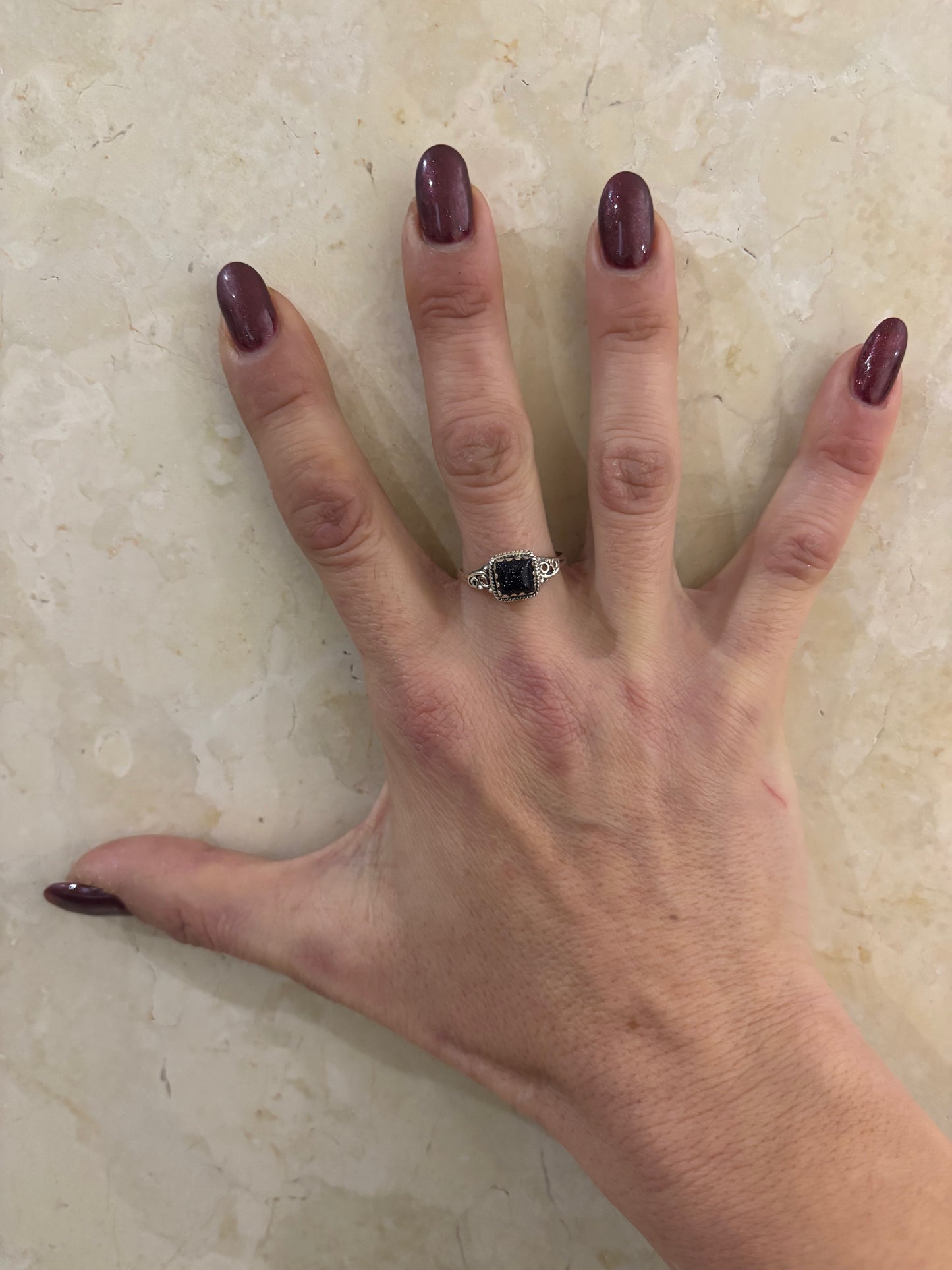 ANELLO PIETRA DEL SOLE BLU QUADRATO - ARGENTO 925