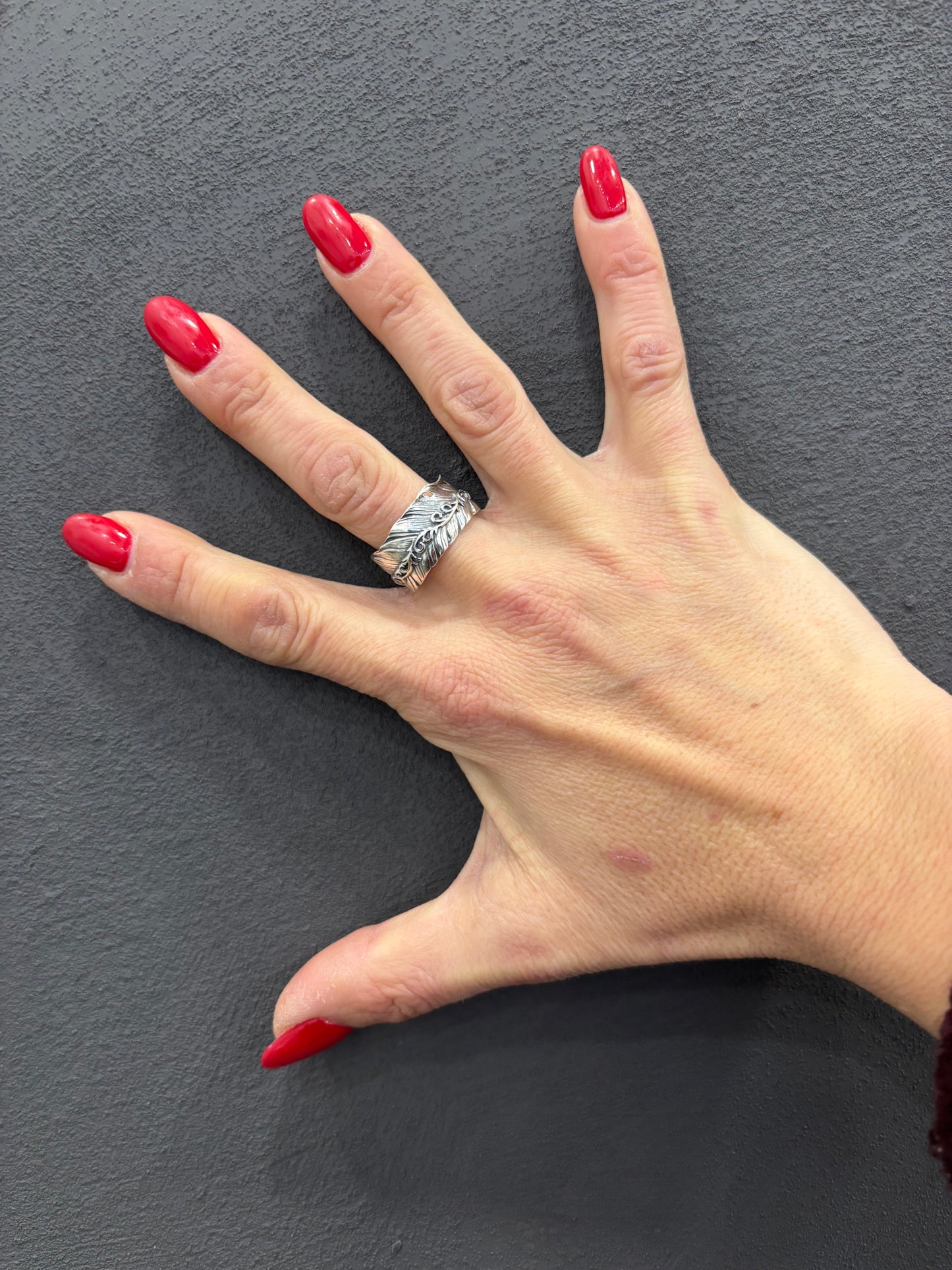 ANELLO PIUMA - INCISIONE TRIBALE - ARGENTO 925