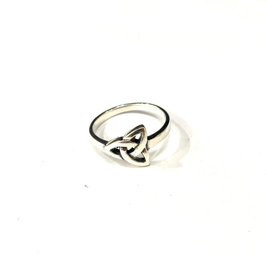 ANELLO TRINITY KNOT - TRIQUETA - ARGENTO 925