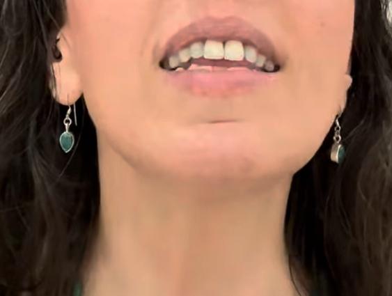 ORECCHINI PENDENTI GOCCIA DI GIADA - ARGENTO 925
