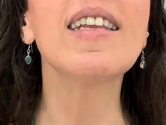 ORECCHINI PENDENTI GOCCIA DI GIADA - ARGENTO 925