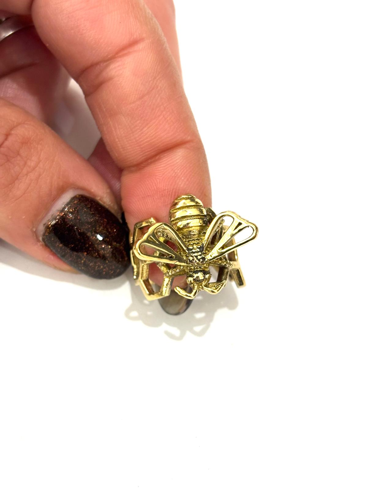 ANELLO OTTONE - FASCIA NIDO D'APE TRAFORATO CON APE TRIDIMENSIONALE