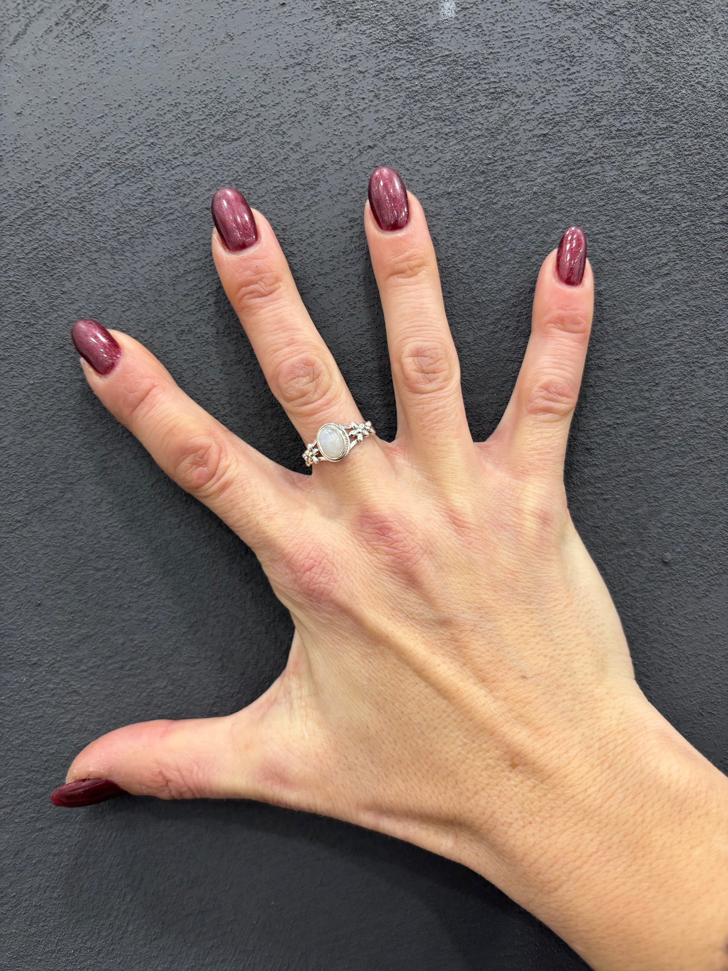 ANELLO PIETRA DI LUNA OVALE - ARGENTO 925