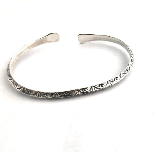 BRACCIALE RIGIDO INTERAMENTE INCISO ARGENTO 925